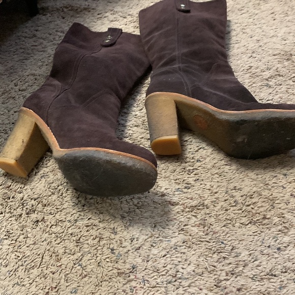 Ugg ladies boots. Size 8.5 - Picture 2 of 11